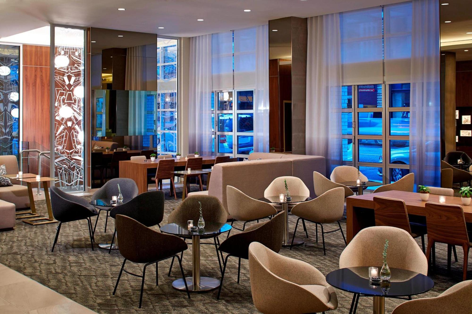 Ac Hotel By Marriott Portland Downtown, Or Exteriör bild